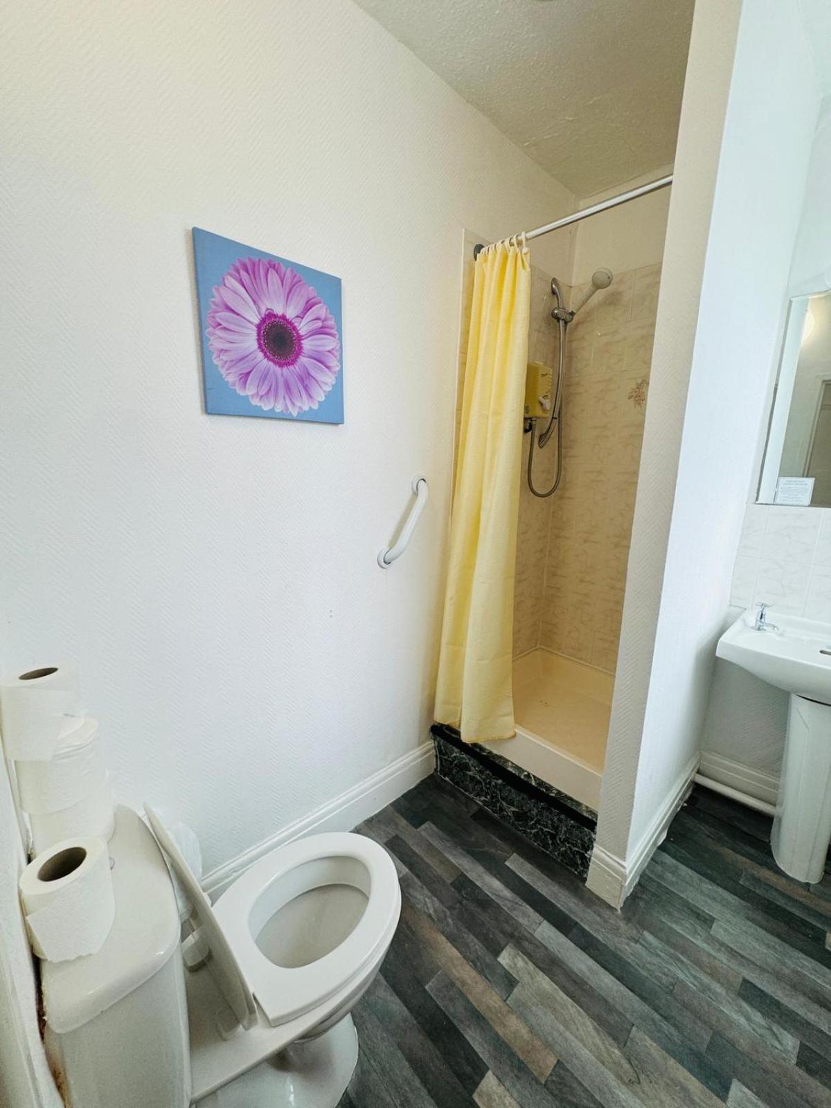 Guest house Burlington West *