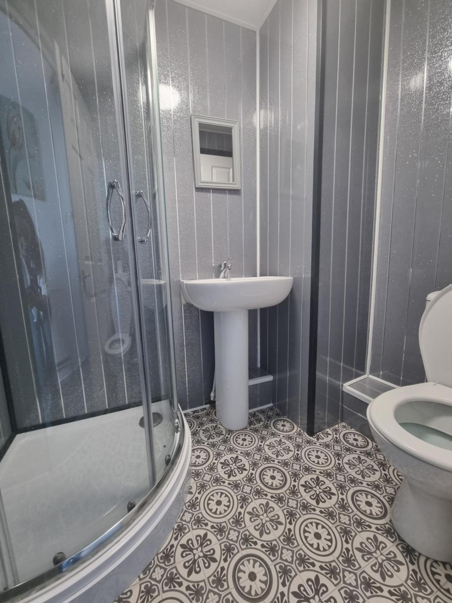 Guest house Burlington West *